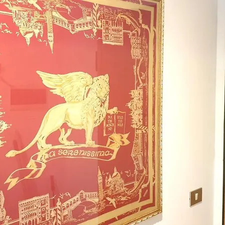 Апартаменты Charming & Parking By Anthea Homes Градо