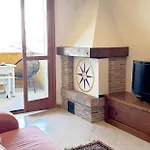 Charming & Parking By Anthea Homes Γκράντο