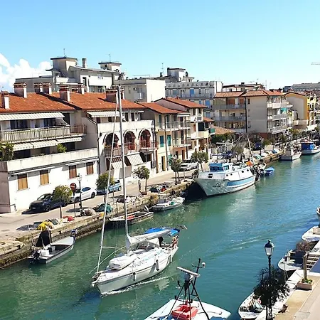Apartment Charming & Parking By Anthea Homes Grado