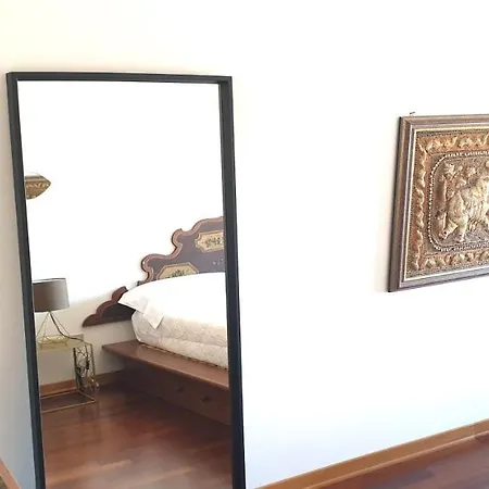 Apartman Charming & Parking By Anthea Homes